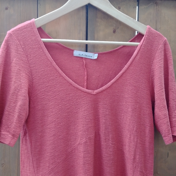 Soft Cotton Linen High-Low Top - Picture 2 of 5